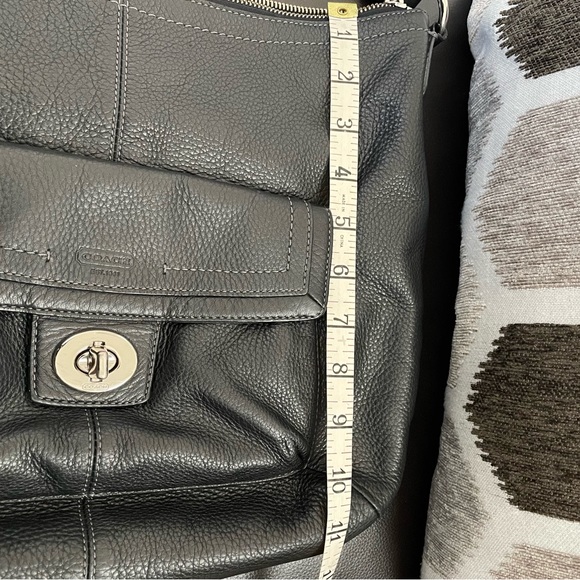 Coach Hobo Bag - Picture 6 of 7